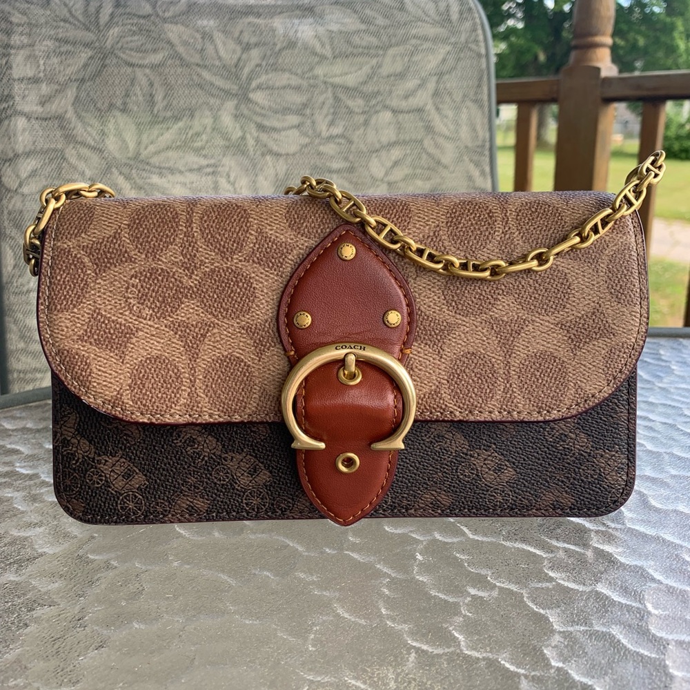 Coach signature beat crossbody